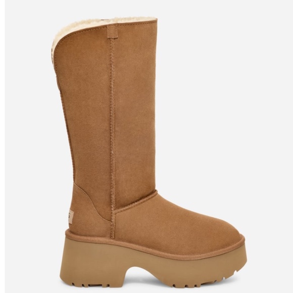 UGG Classic New Heights Genuine Shearling Cuffable Boot - Picture 2 of 12